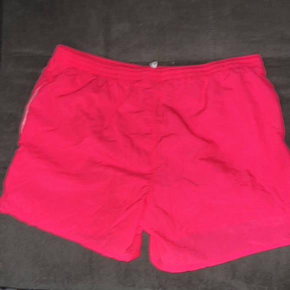 Hobie | Men’s Vintage 80’s Hot Pink Lined Swim Trunks with pockets | size 1X - Picture 6 of 10